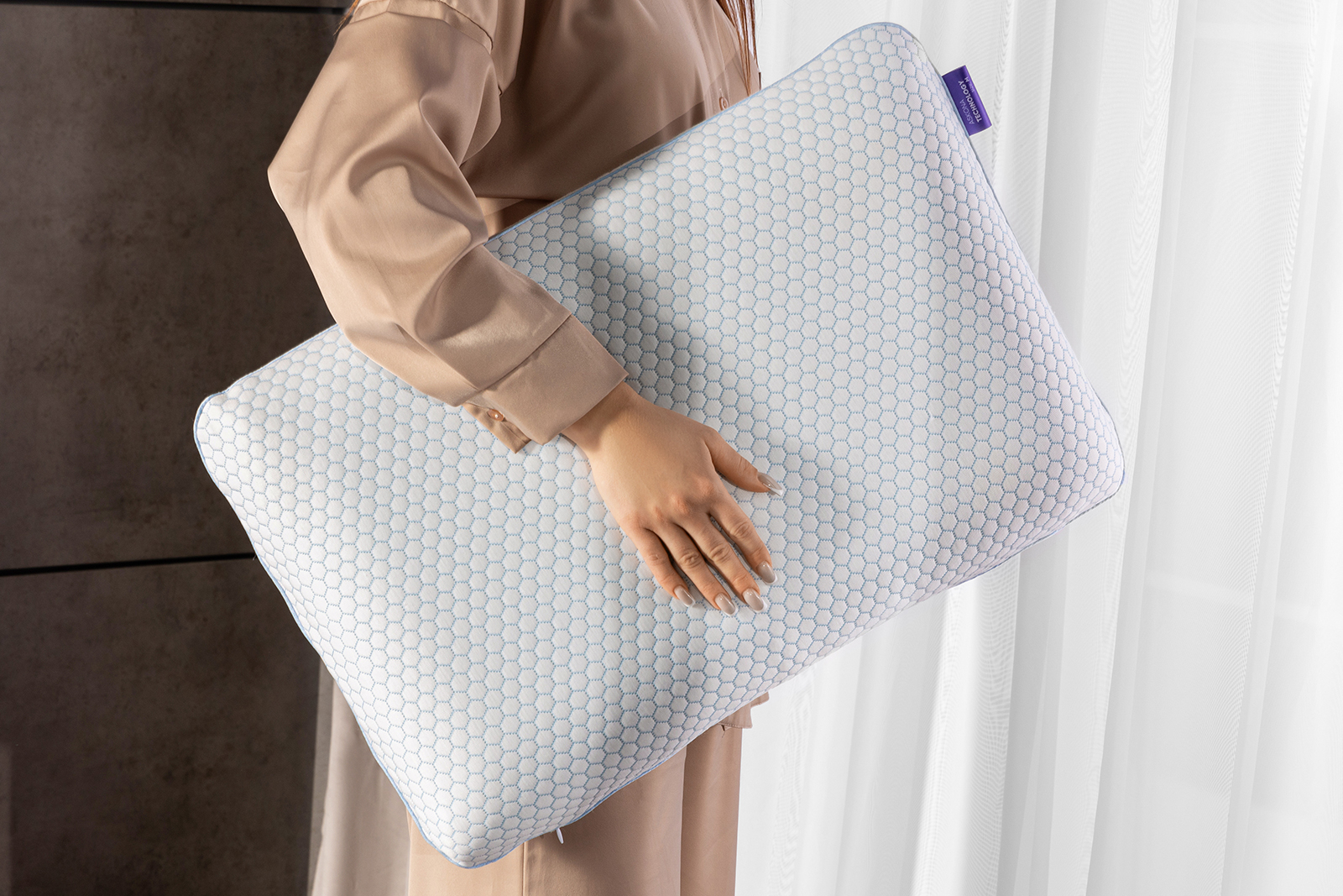 Подушка Alpha серия Technology Cool S 38x59 в мебель-центре Озерцо