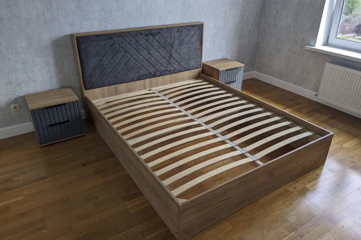 Кровать Хилтон универсальная Тип 1 160х200 (Дуб Крафт золотой/Велюр серый) - купить в Озерце