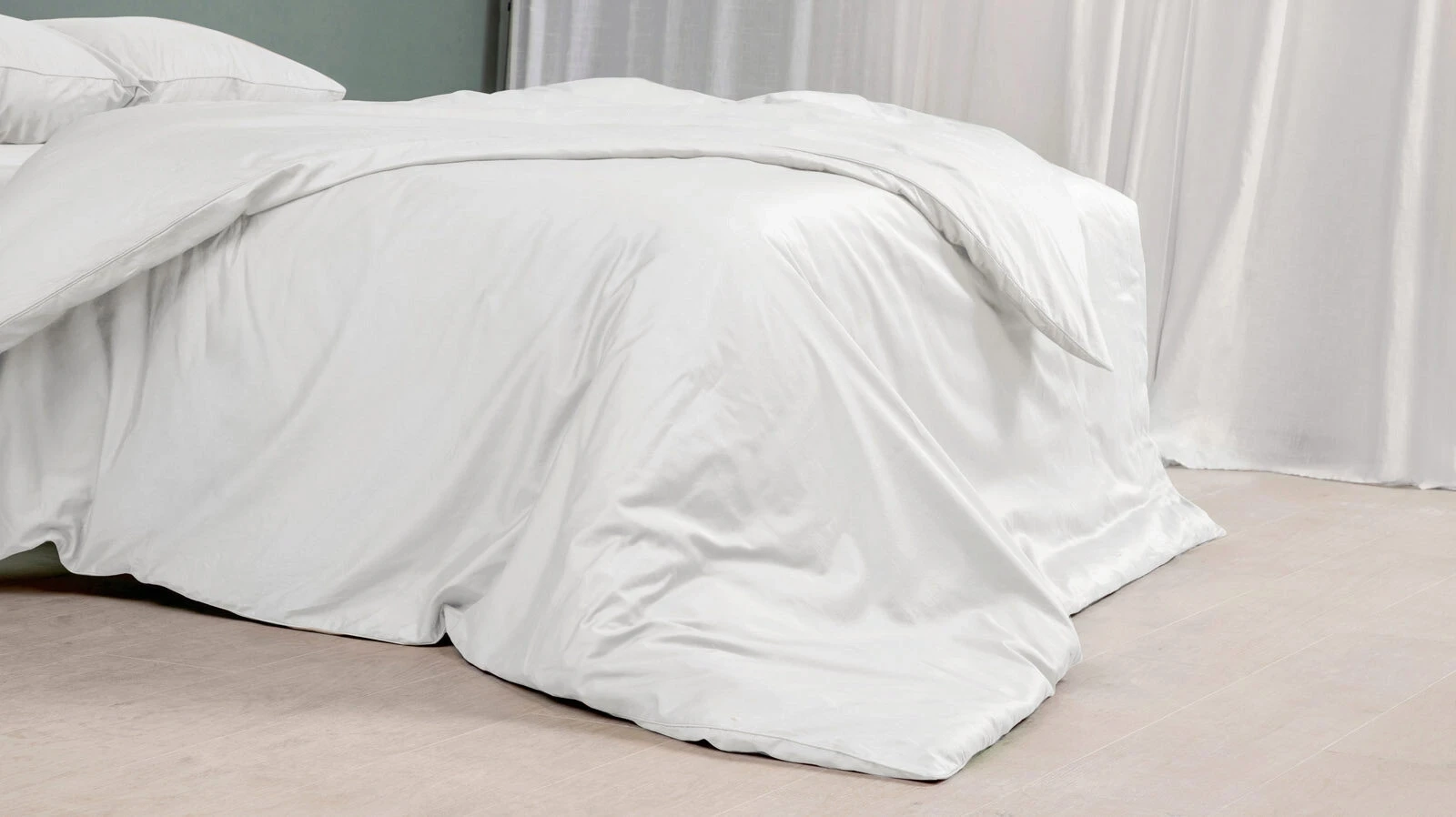 Постельное белье Maco Sateen, цвет: Белоснежный 220x240, без простыни в мебель-центре Озерцо