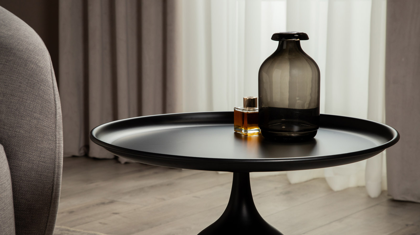 Журнальный столик Fotel, цвет черный 49x49 — купить в Озерце