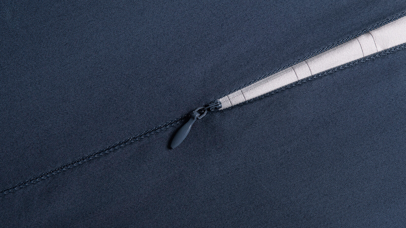 Постельное белье Home Navy Blue 140x205, без простыни в мебель-центре Озерцо