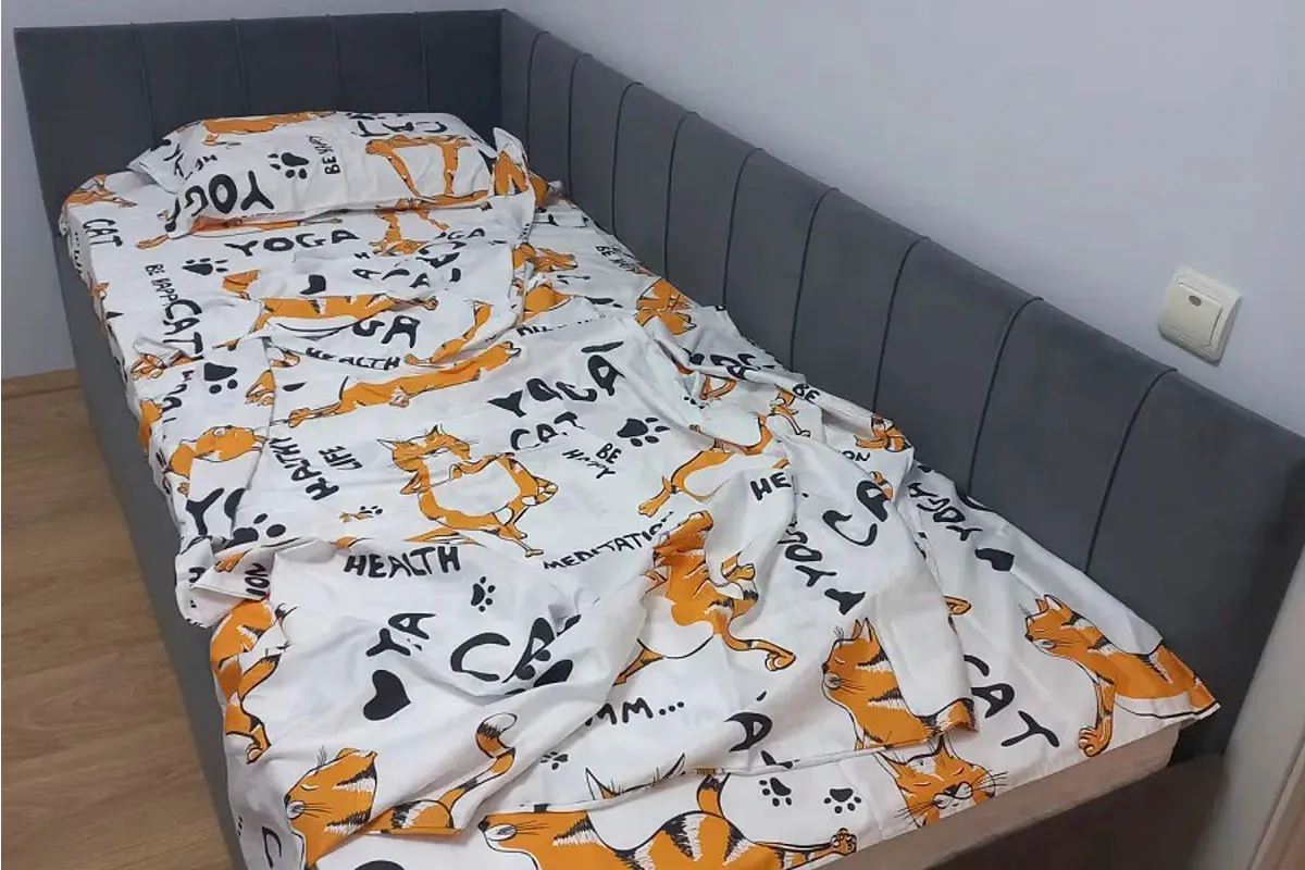 Кровать Мика с ПМ 90х200 универсальная (Newtone ANTRACITE) - купить в Озерце