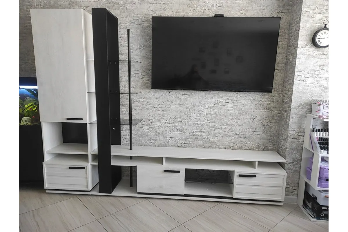 Шкаф МЦН 1 Oslo (Бетон Пайн светлый/Черный) в мебель-центре Озерцо