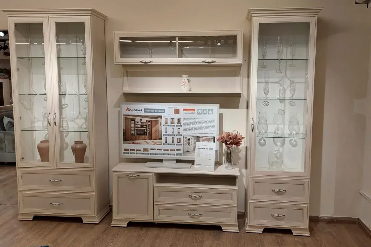 Венеция 6 Тумба для телеаппаратуры — Мебель-центр Озерцо