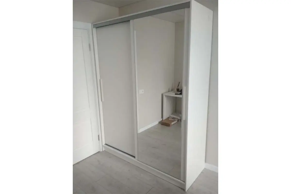 Шкаф-купе 1200 Strike Зеркало/ЛДСП (Белый) в мебель-центре Озерцо