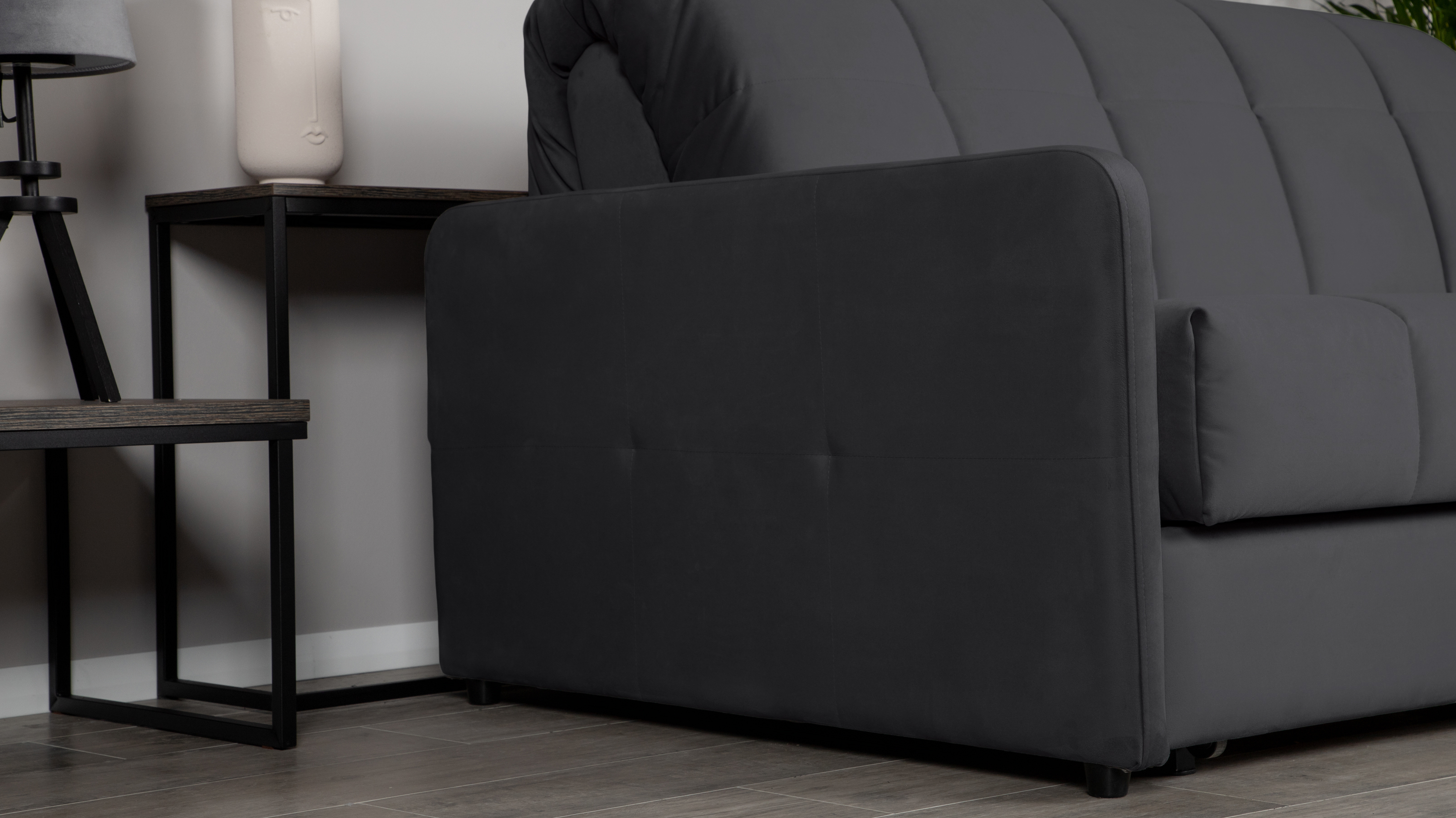 Диван - кровать Domo Pro с узкими подлокотниками, стежка квадрат, ткань Sky Velvet 38 180x216 — купить в Озерце