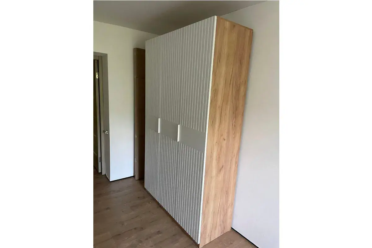 Шкаф для белья Хилтон (Дуб Крафт золотой/Белый матовый) в мебель-центре Озерцо