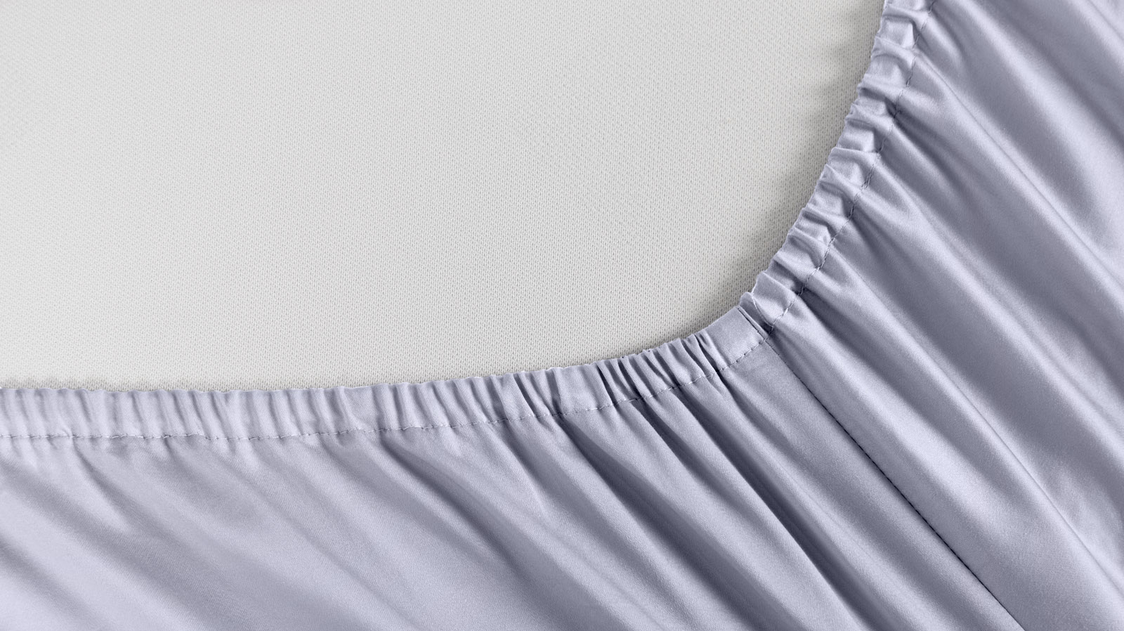 Простынь на резинке Comfort Solid Tencel, цвет Васильковый 140x200 в мебель-центре Озерцо