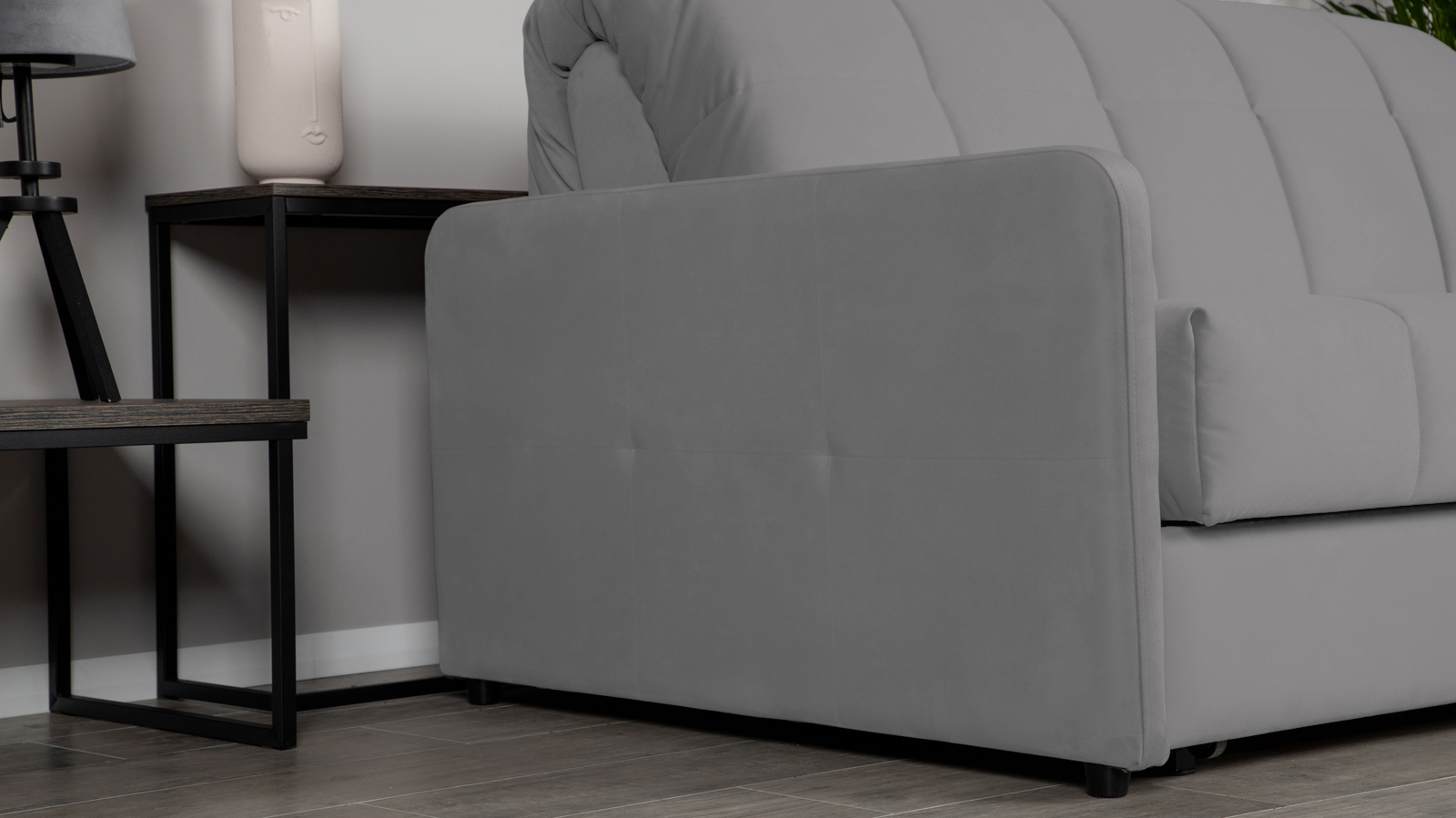 Диван - кровать Domo Pro с узкими подлокотниками, стежка квадрат, ткань Sky Velvet 08 180x216 — в мебель-центре Озерцо