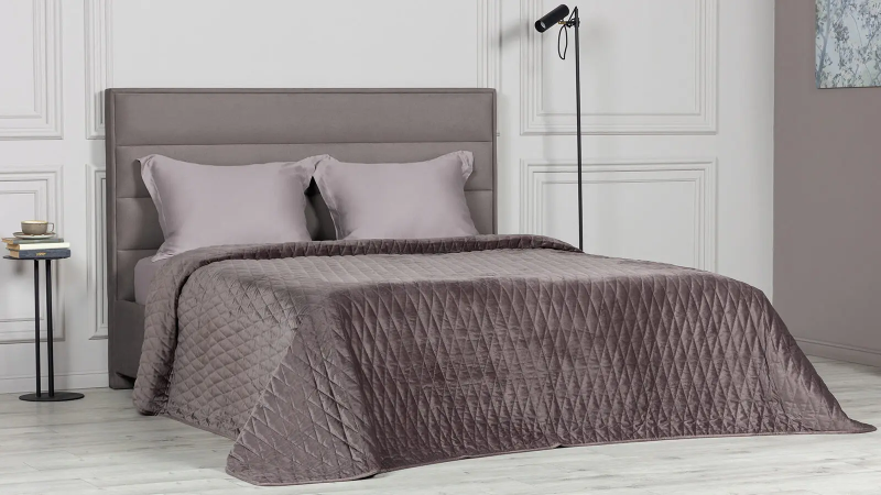 Покрывало стеганое Velvet Edition (геометрия), цвет Муссон 240x260 в мебель-центре Озерцо
