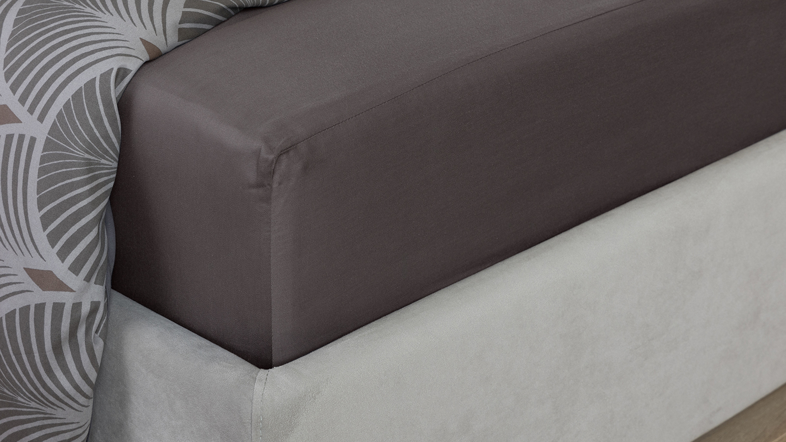 Простынь Home Line, цвет: Угольный 160x200 в мебель-центре Озерцо