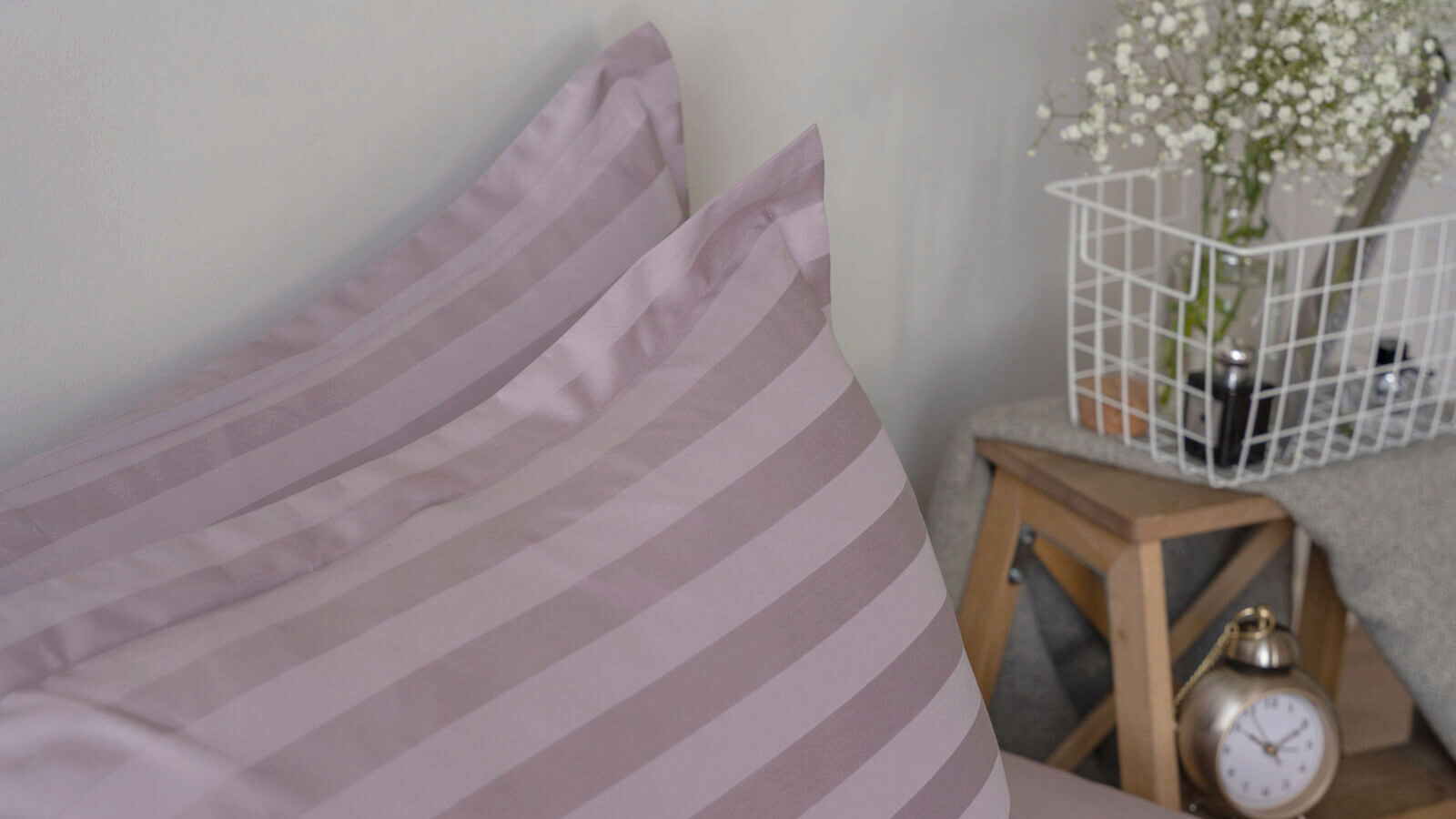 Постельное белье Askona Comfort Stripe, цвет Фиалковый односпальный 140x205, без простыни в мебель-центре Озерцо