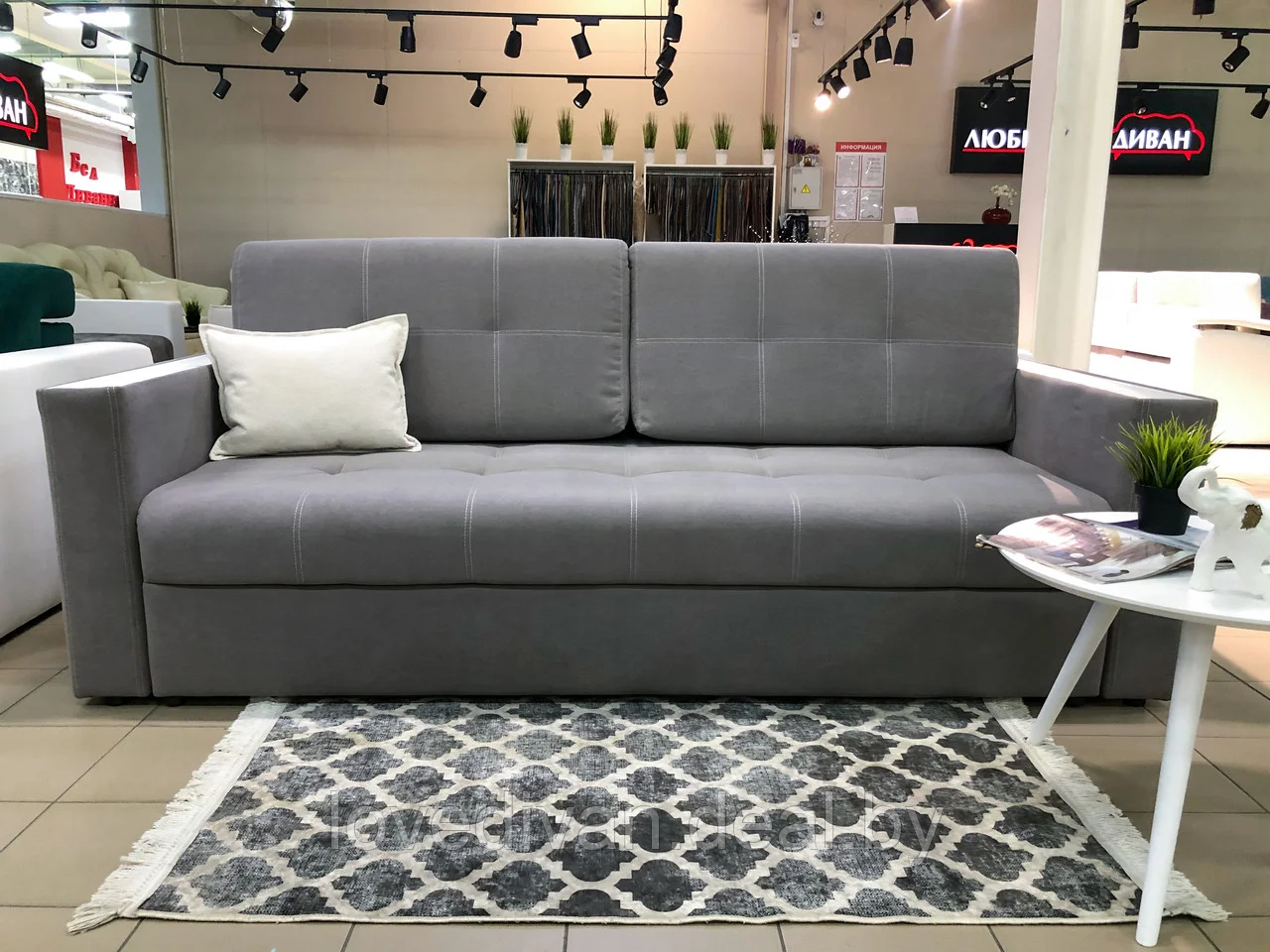 Диван Европа с функциональными деревянными подлокотниками — купить в Озерце