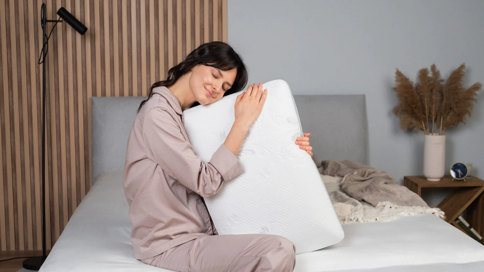 Подушка Sparkle 42x64 в мебель-центре Озерцо