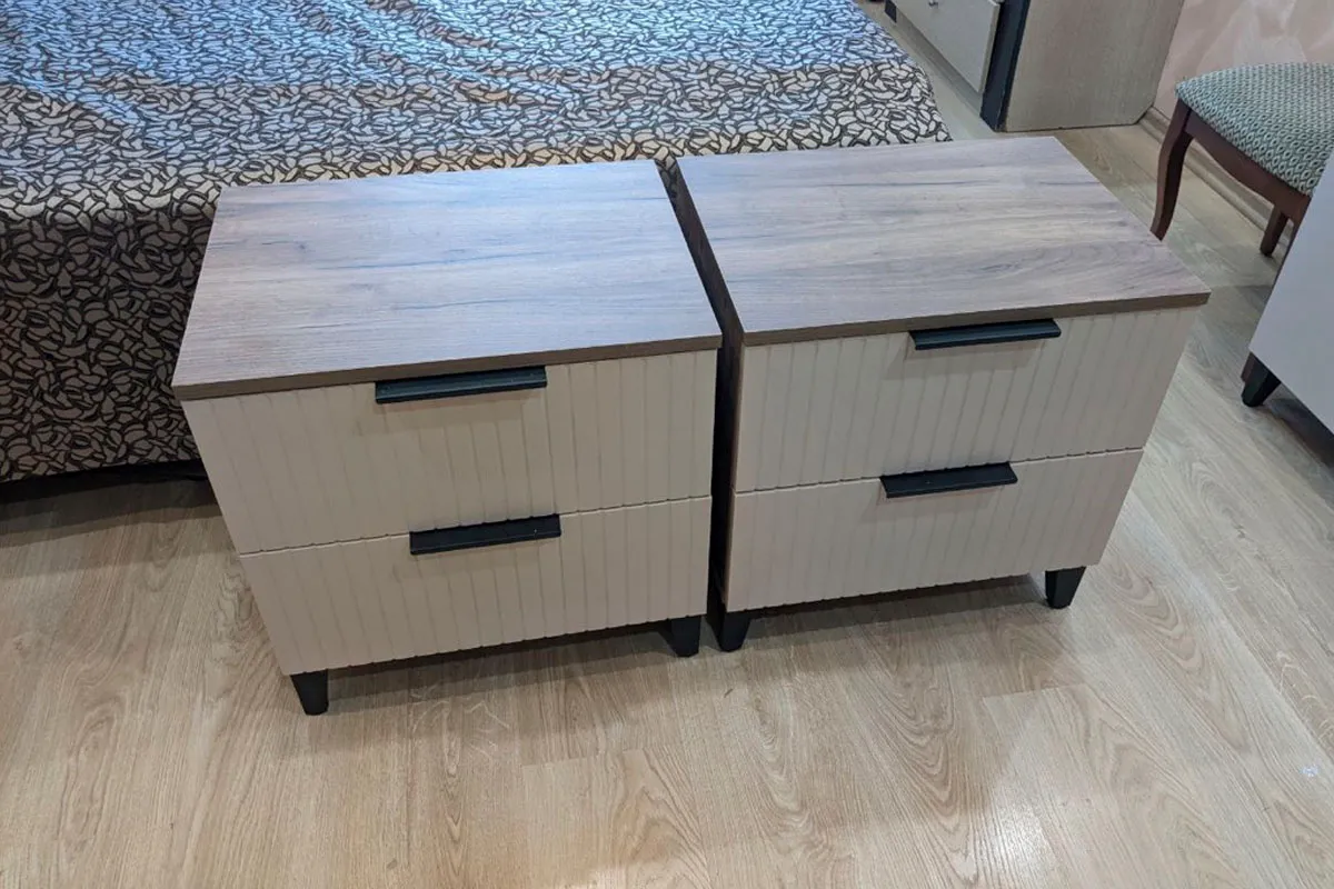 Тумба прикроватная Тоскана (Дуб Табачный/Бисквит) — Мебель-центр Озерцо