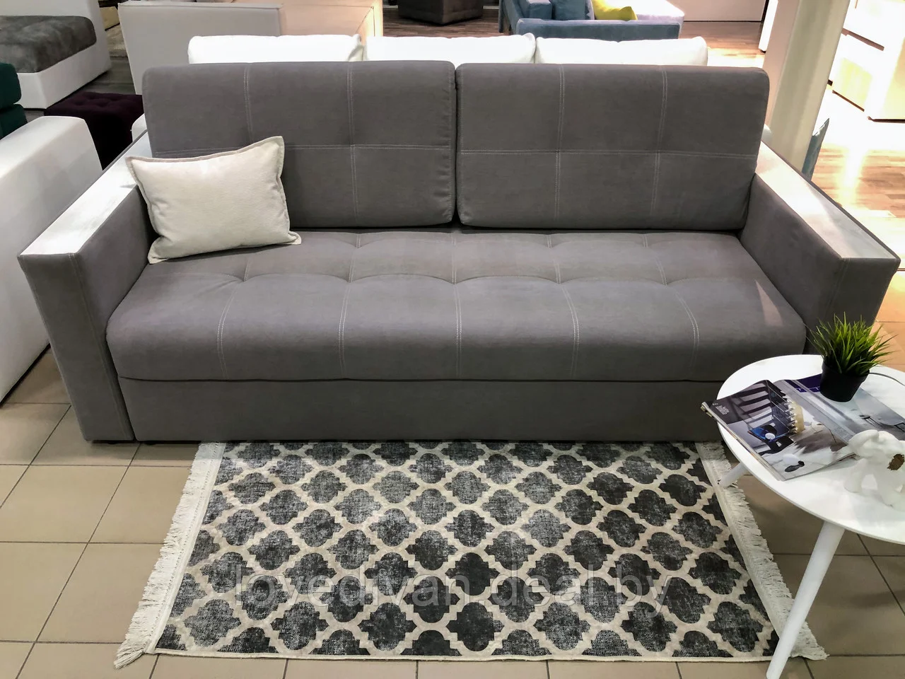 Диван Европа с функциональными деревянными подлокотниками — купить в Озерце