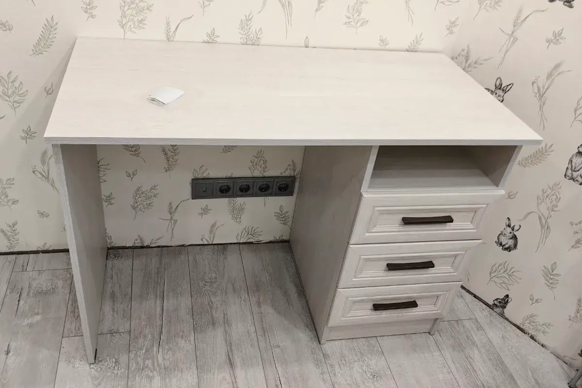 ПРИНЦЕССА Стол письменный Астрид — Мебель-центр Озерцо