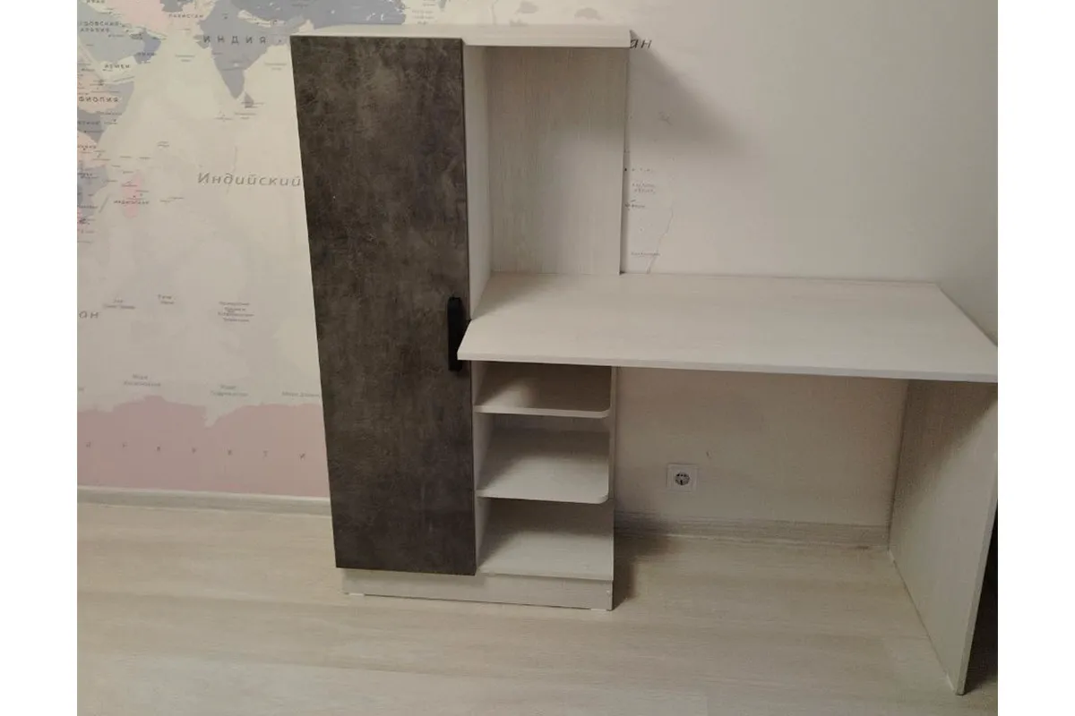 Стол компьютерный Оливер УНИ (Ясень анкор светлый/Белый/Камень темный) — Мебель-центр Озерцо