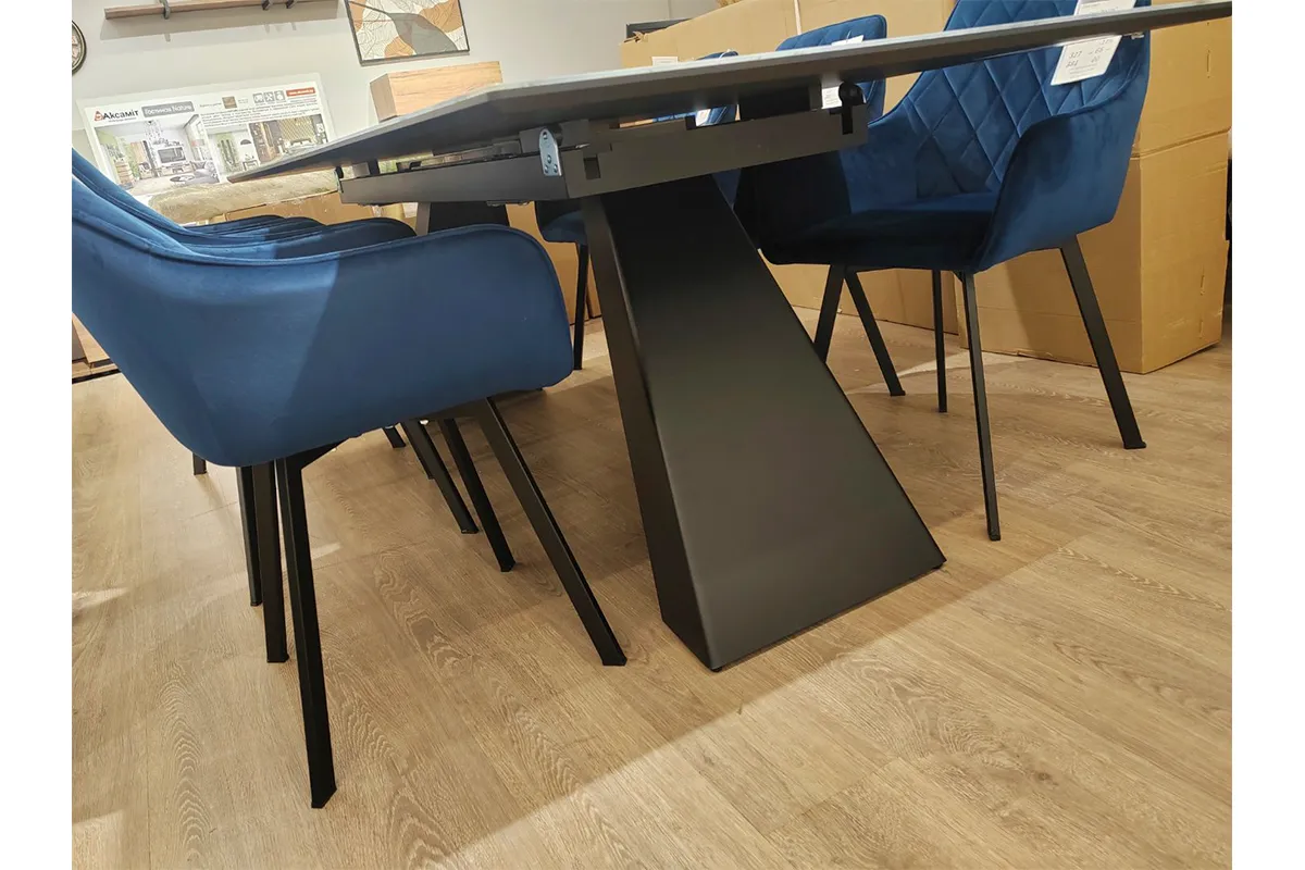 Стол обеденный Оникс 1800(2300) (Стекло с фотопечатью Магеллан / МДФ Черная шагрень / рама черная / металл черный) - купить в Озерце