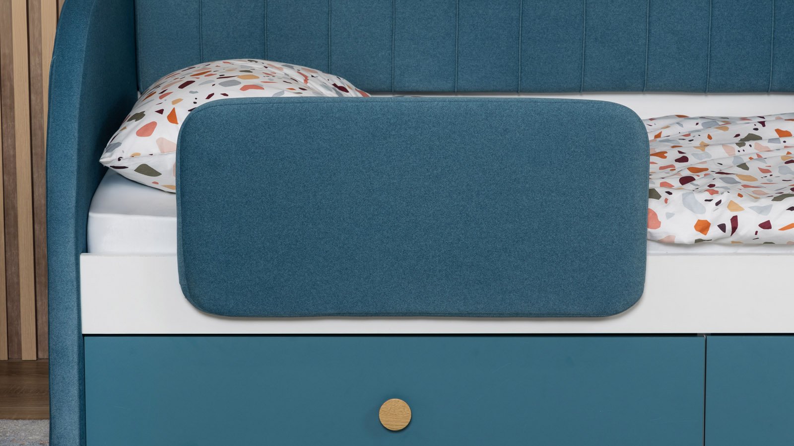 Детская кровать -тахта Lenny, цвет: Зеленый+Белый 90x200 — Мебель-центр Озерцо