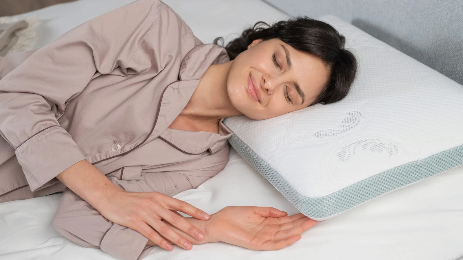 Подушка Sparkle 42x64 в мебель-центре Озерцо