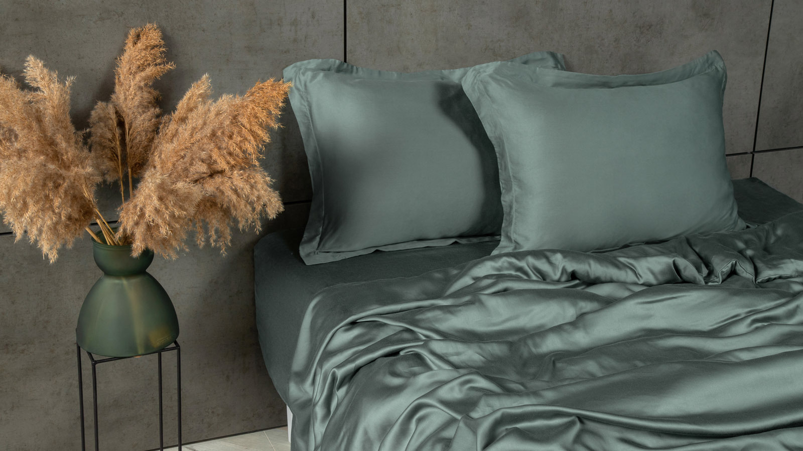 Постельное белье Comfort Solid Tencel, цвет: Зеленый чай (односпал) 140x205, без простыни в мебель-центре Озерцо