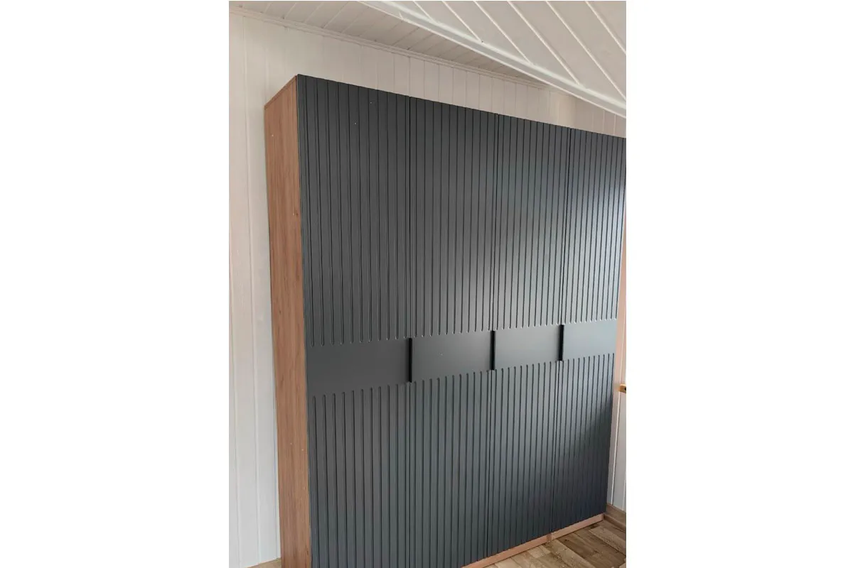 Шкаф комбинированный Хилтон с 4-мя  дверями (Дуб Крафт золотой/Графит матовый) в мебель-центре Озерцо