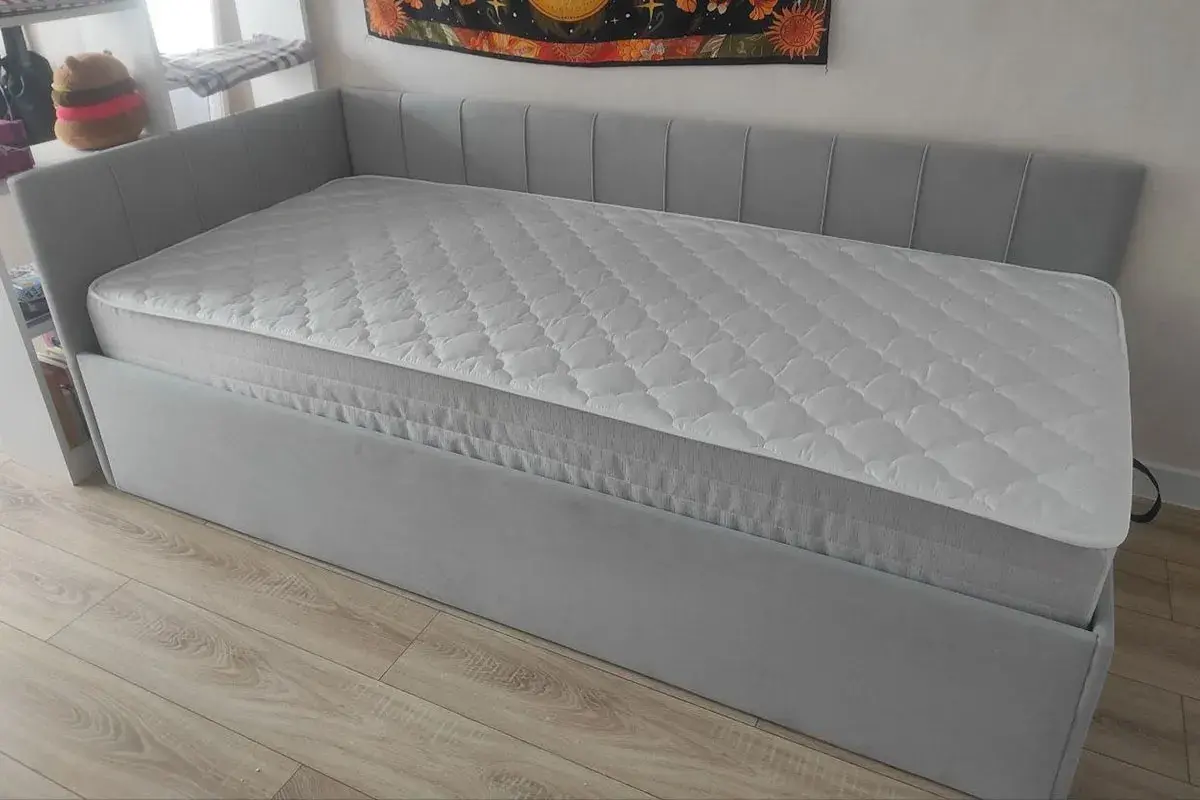 Кровать Мика с ПМ 90х200 универсальная Newtone Light GREY - купить в Озерце