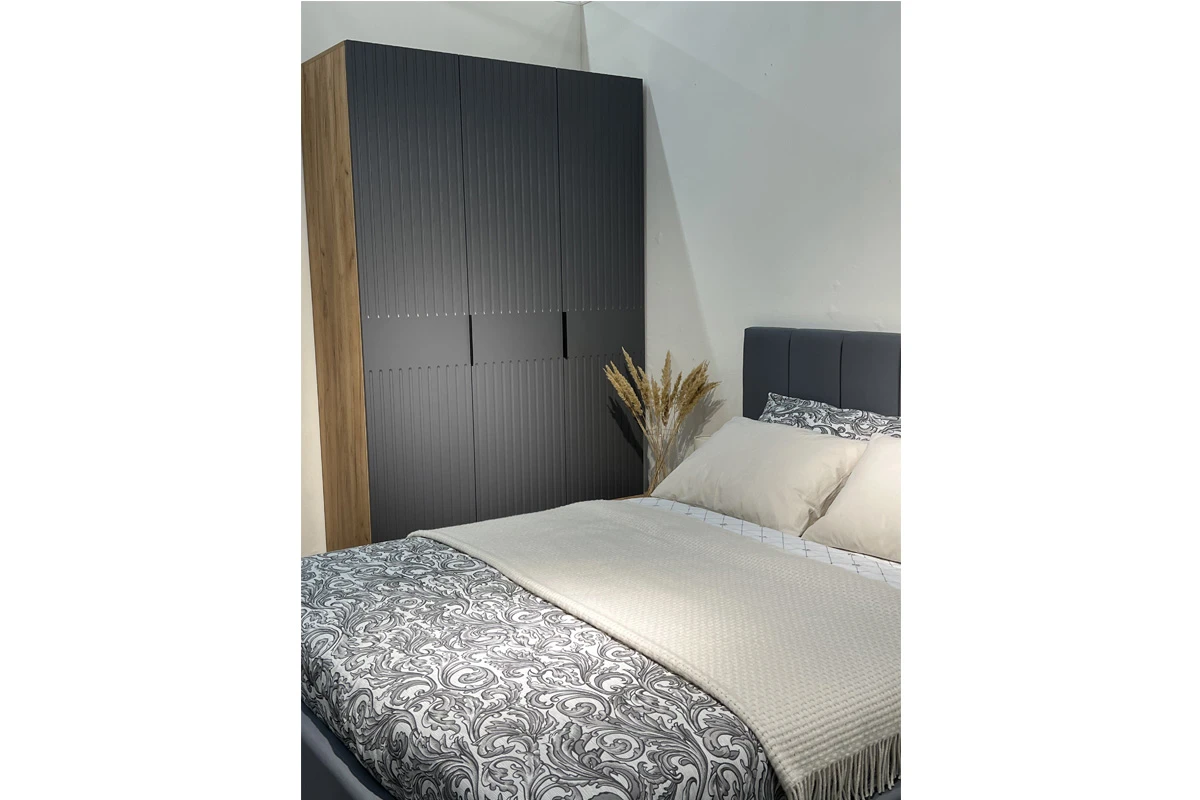 Шкаф для белья Хилтон (Дуб Крафт золотой/Графит матовый) в мебель-центре Озерцо