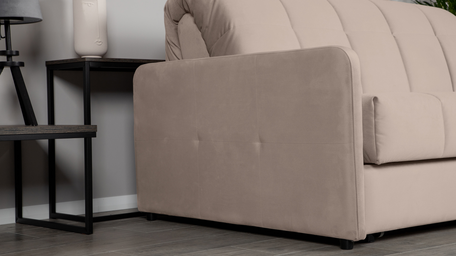 Диван - кровать Domo Pro с узкими подлокотниками, стежка квадрат, ткань Sky Velvet 17 180x216 — в мебель-центре Озерцо