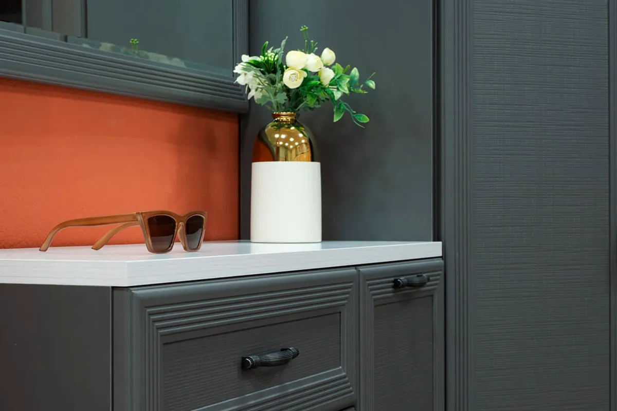 Тумба ТБ-1002-СЯ-СО (Снежный Ясень/Серый Оникс) — Мебель-центр Озерцо