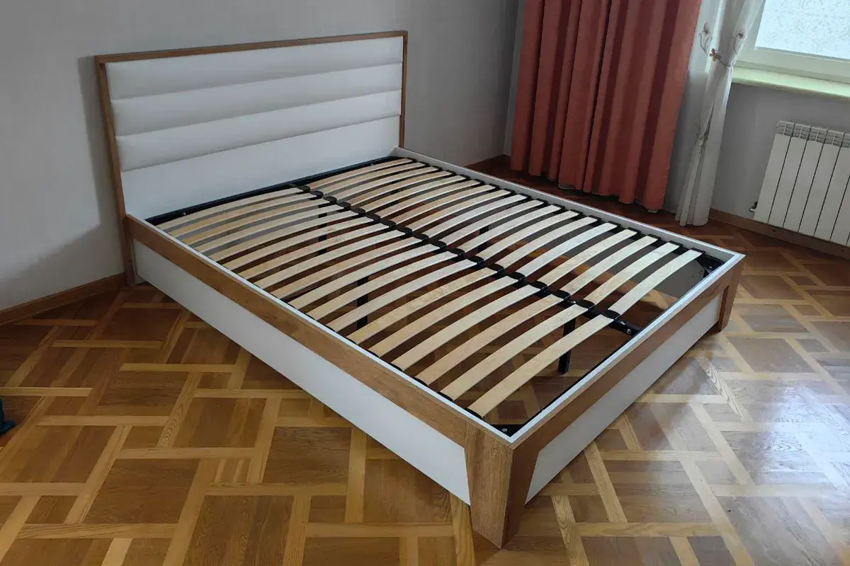 Кровать Айрис 308 Люкс без орт.основания 140х200 (Белый / Дуб золотистый) - купить в Озерце