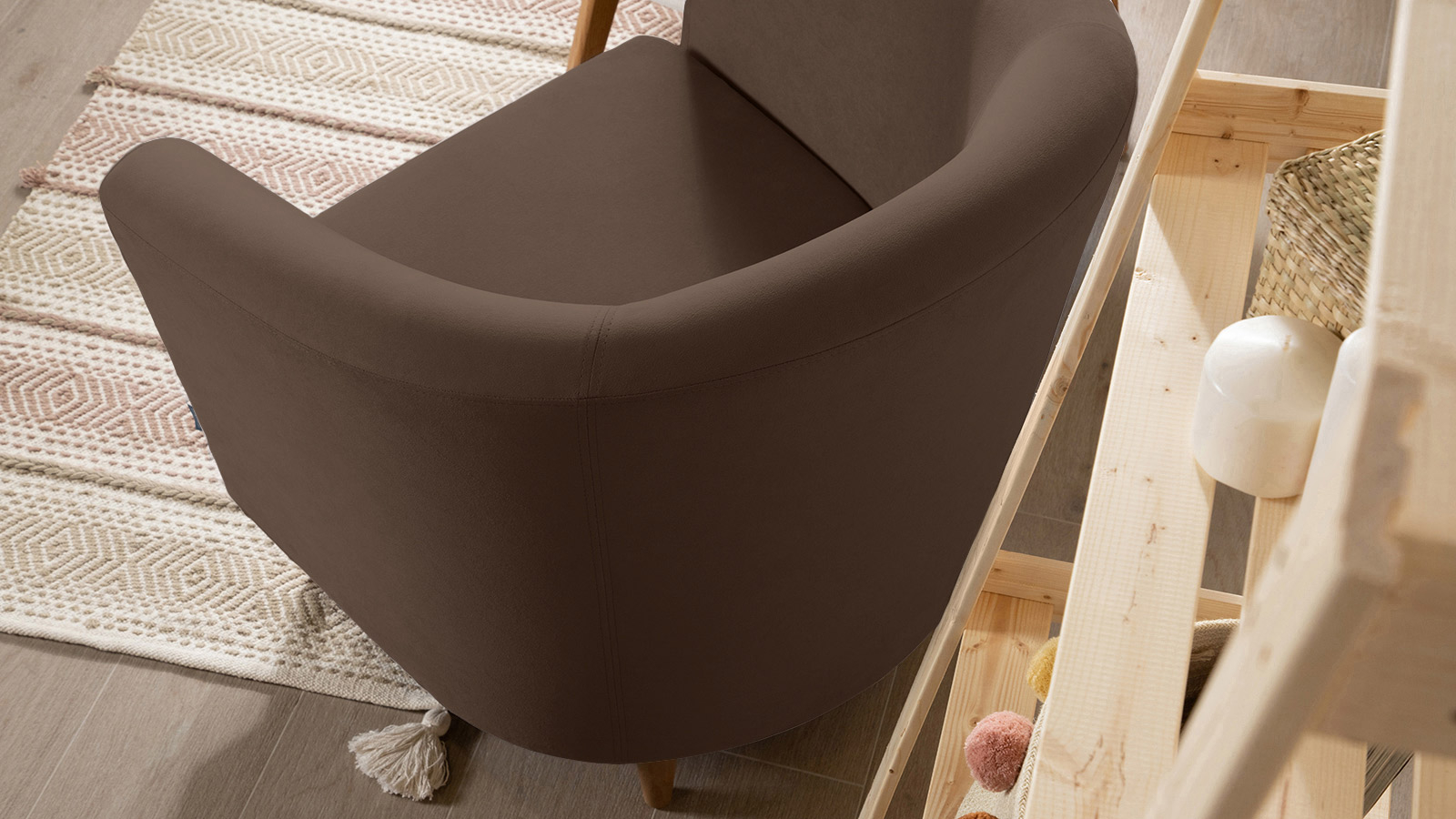 Кресло Moony Casanova Chocolate, светлые ножки 75x80 — купить в Озерце