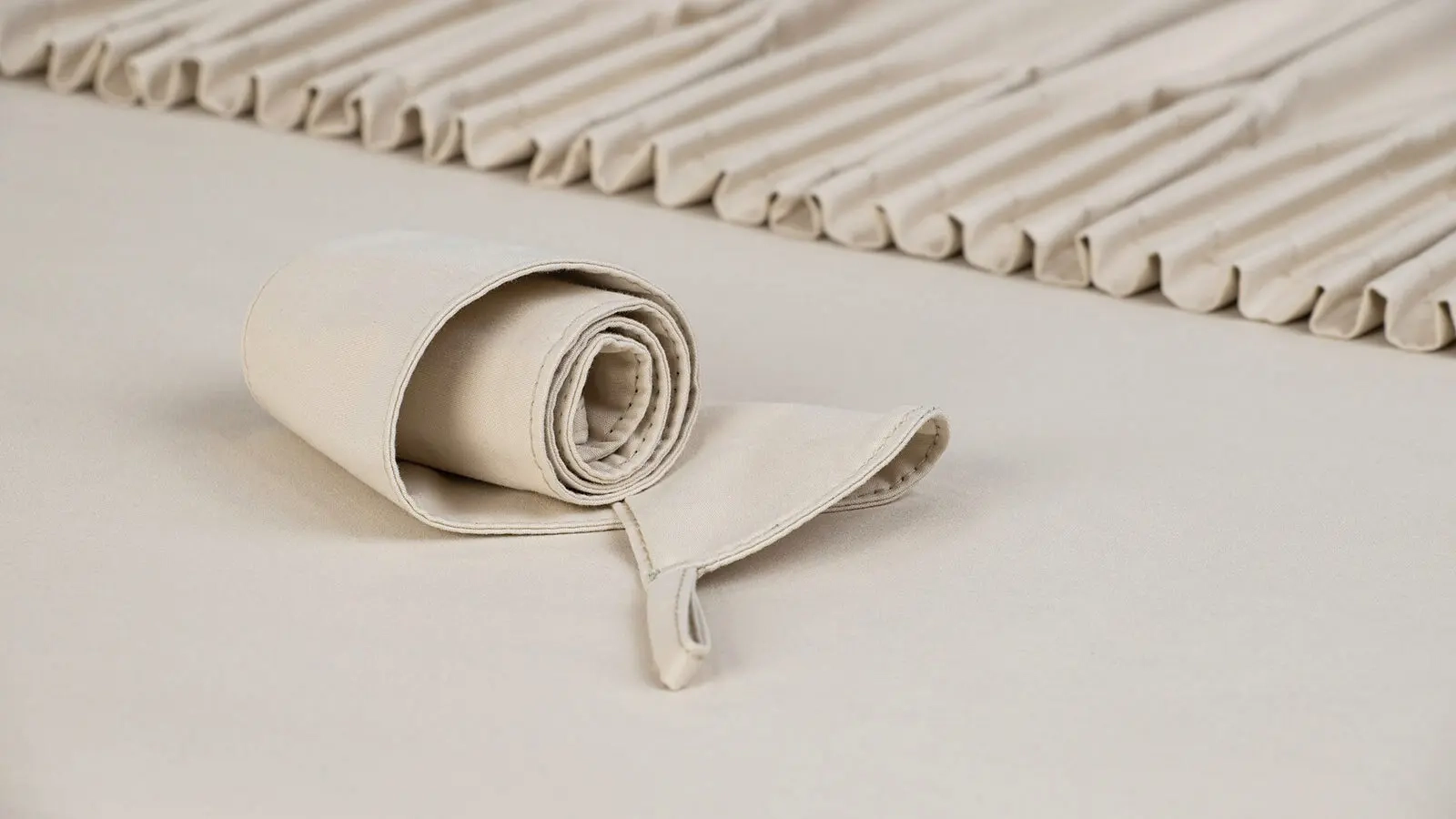 Шторы Blackout Basic 2.0, цвет: кремовый 160x280 в мебель-центре Озерцо