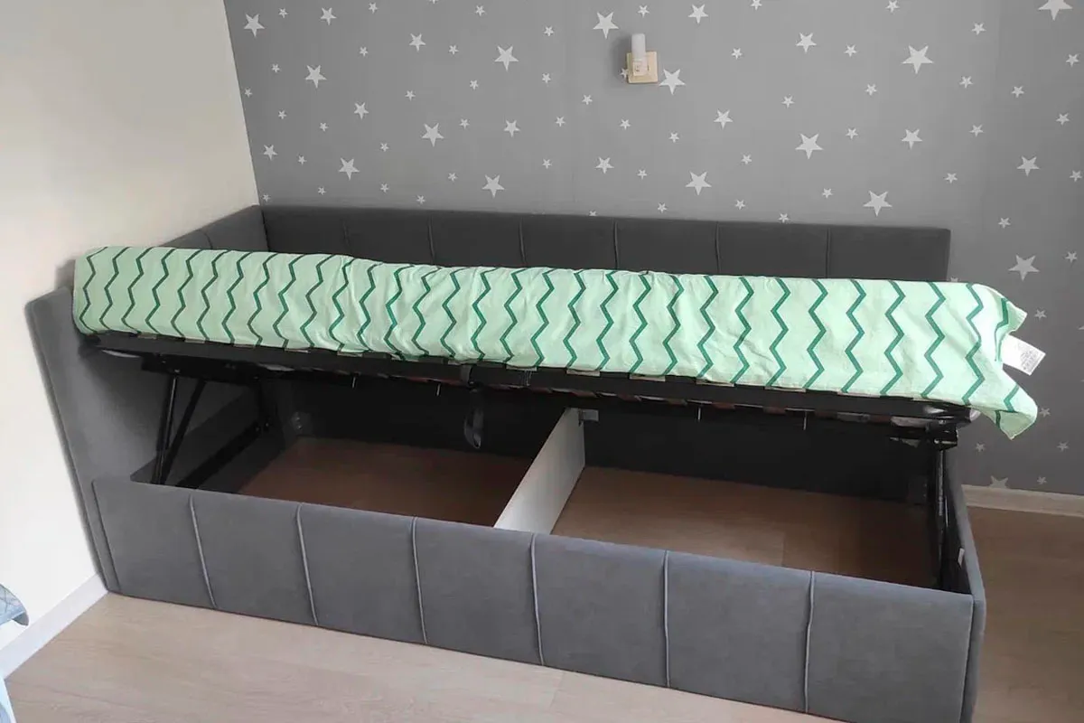 Кровать Грей с мягкой обивкой с ПМ 80х200 Тип 1 (Велюр Galaxy/Серый) - купить в Озерце