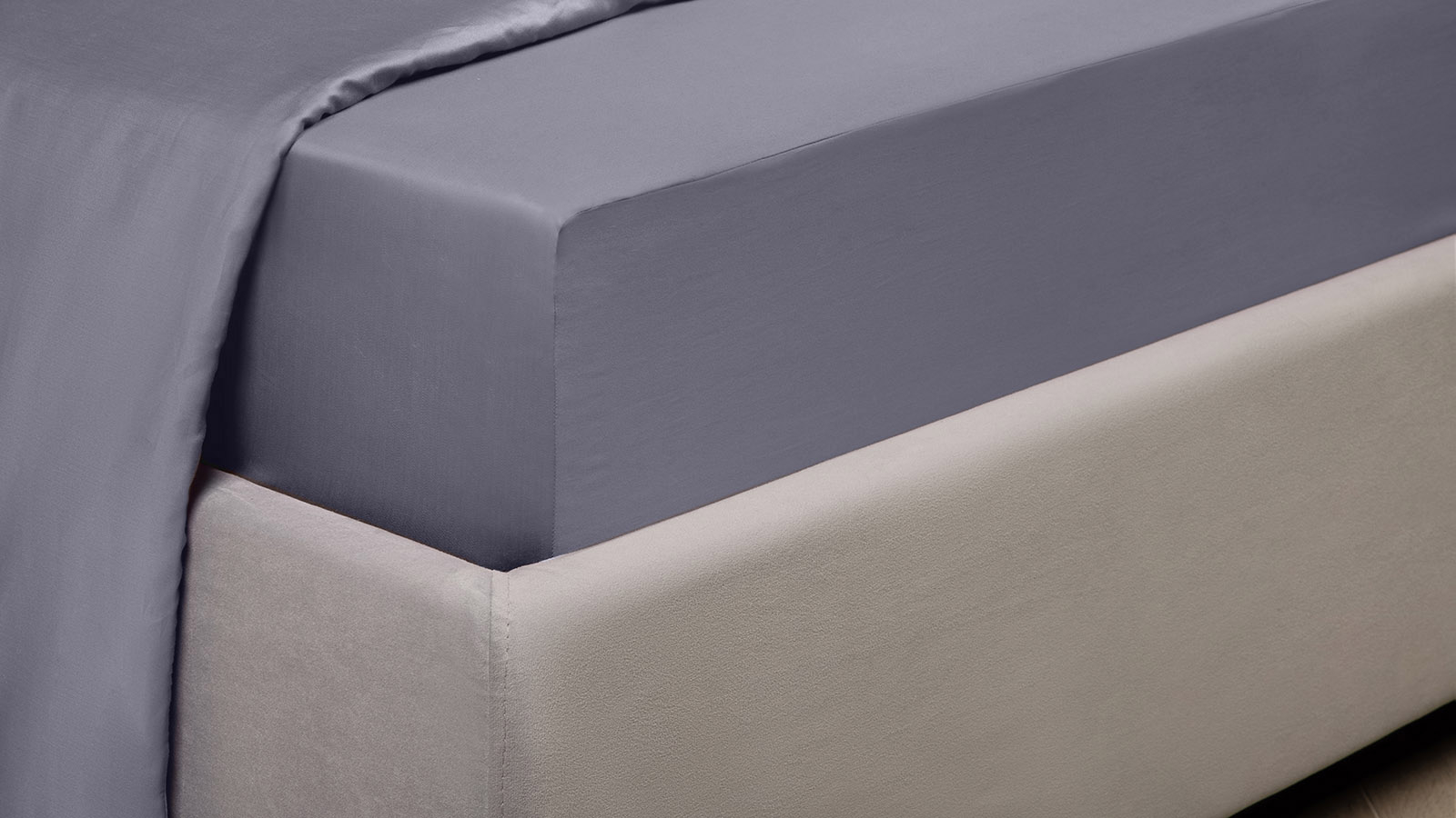 Простынь на резинке Askona Comfort Maco Sateen 2.0, цвет Пепельный 90x200 в мебель-центре Озерцо