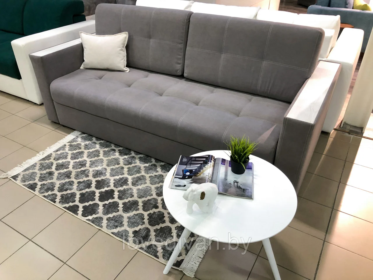 Диван Европа с функциональными деревянными подлокотниками — купить в Озерце