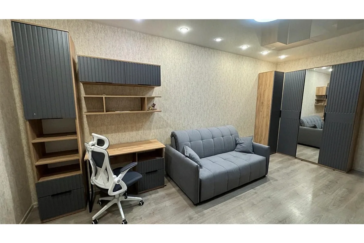 Стол письменный Хилтон Тип 1 (Дуб Крафт золотой/Графит матовый) — Мебель-центр Озерцо