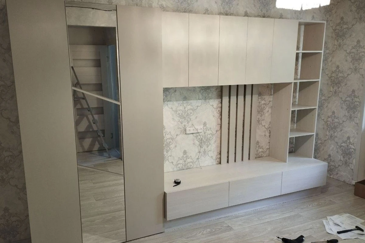 Гостиная Лиза-1 ЦРК.ЛЗ.01 (Анкор Белый/Сатин) — Мебель-центр Озерцо