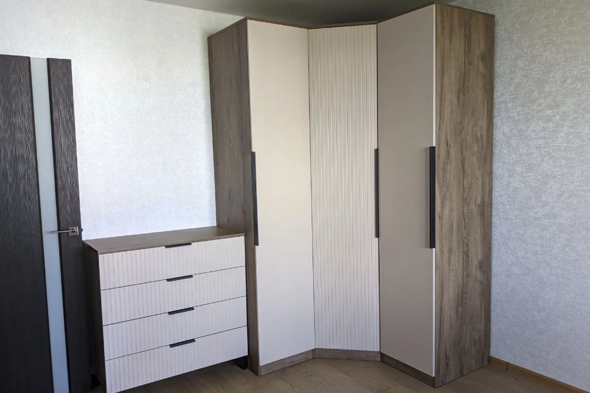 Шкаф 1-дверный для платья и белья Тоскана (Дуб Табачный/Бисквит) в мебель-центре Озерцо