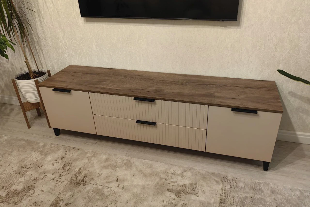 Тумба под ТВ  Тоскана с 2 дв. и 2 ящ. (Дуб табачный/Бисквит) — Мебель-центр Озерцо