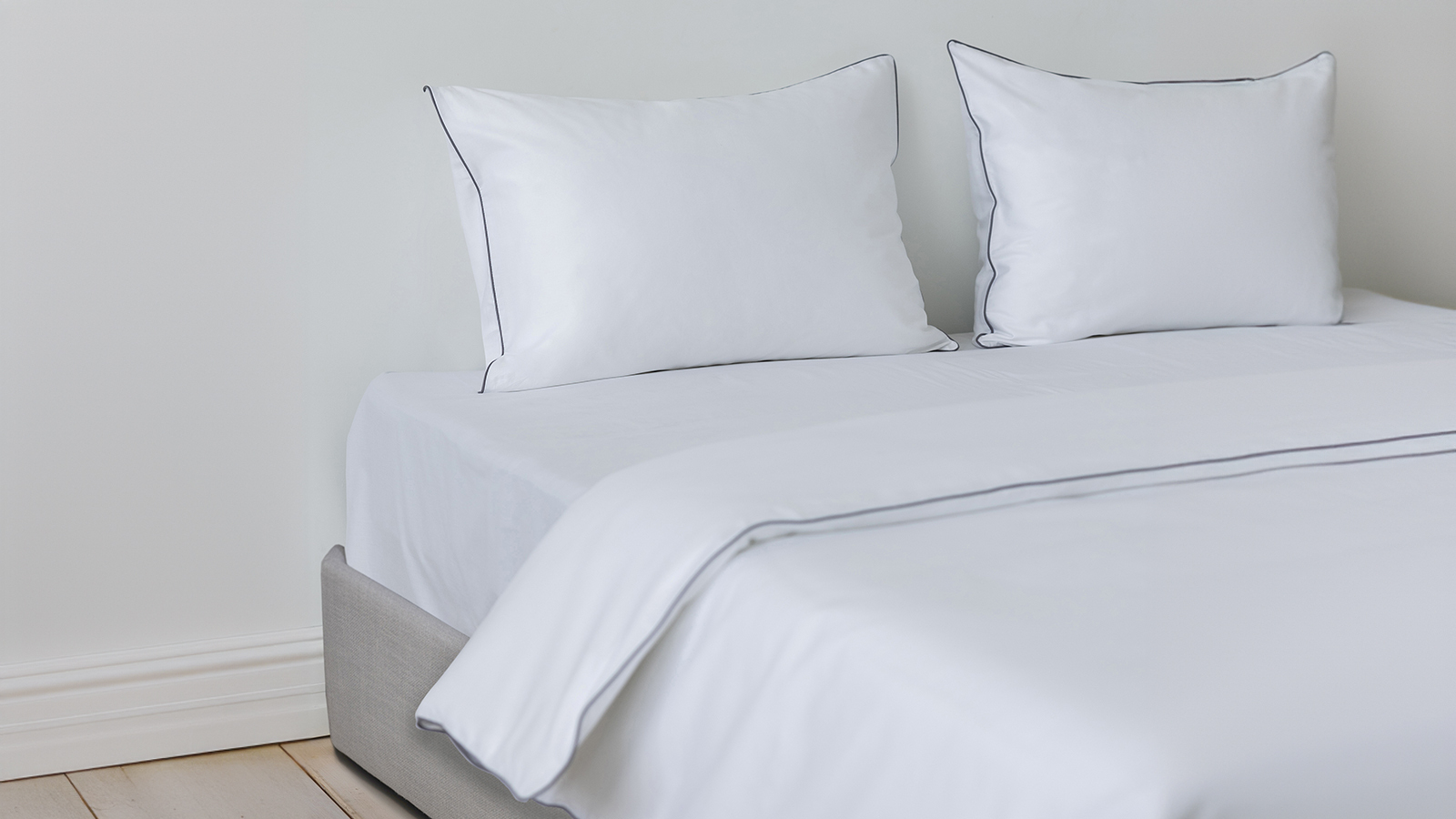 Постельное белье Maco Sateen Limited, цвет: Белый (евро) 200x220, без простыни в мебель-центре Озерцо