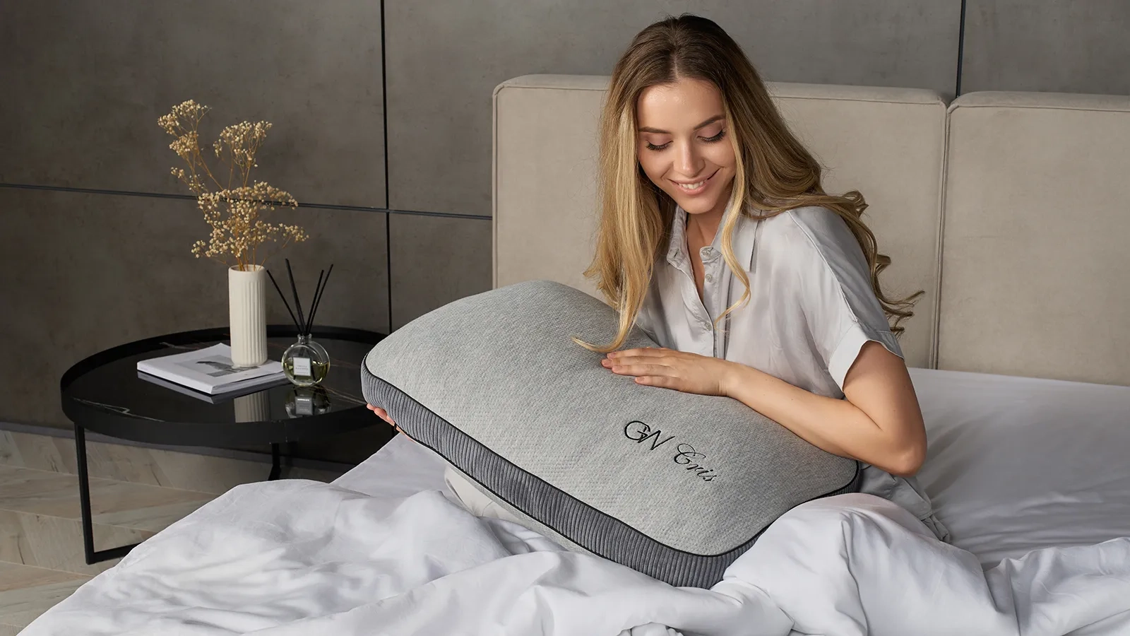 Подушка Grether&Wells Gris 60*39 60x39 в мебель-центре Озерцо