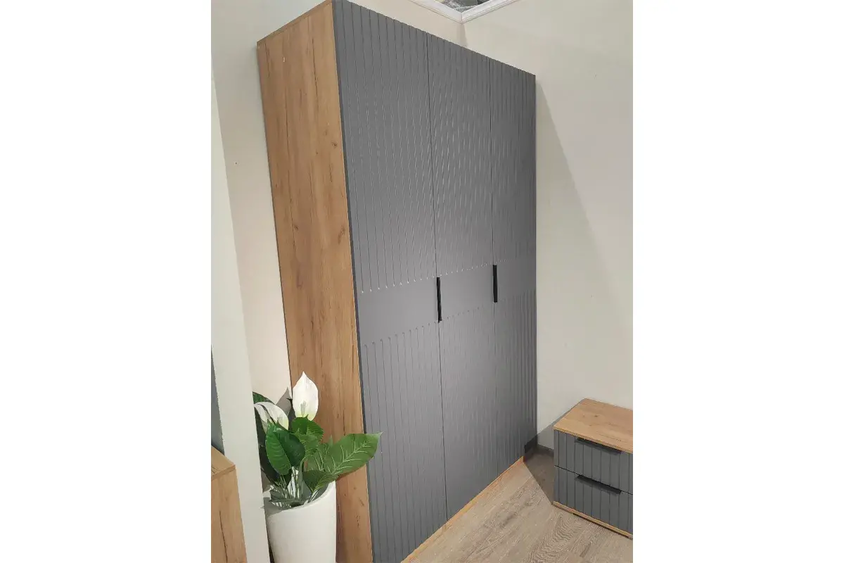 Шкаф для белья Хилтон (Дуб Крафт золотой/Графит матовый) в мебель-центре Озерцо