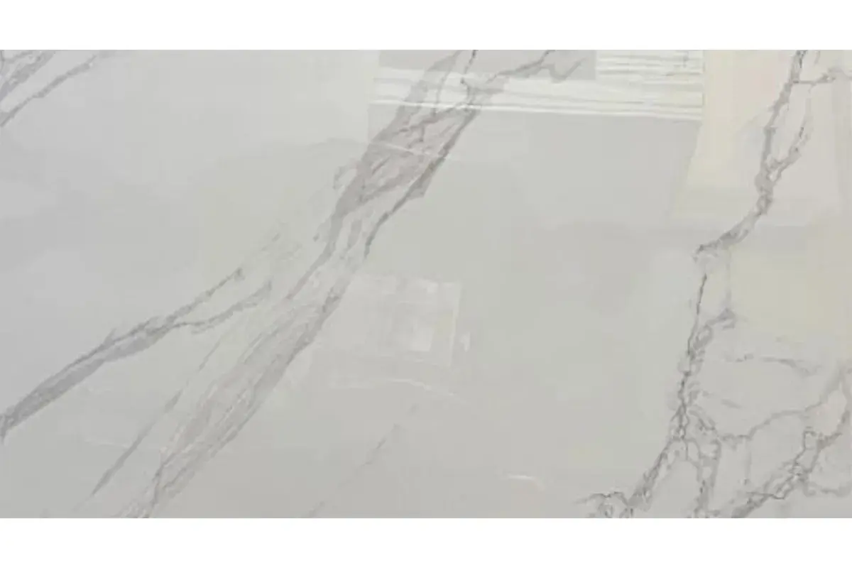 Стол обеденный Норд 1400х800 (Керамика YB9020022BG Белый мрамор прожилки латте / ЛДСП с черной кромкой / Металл черный) - купить в Озерце