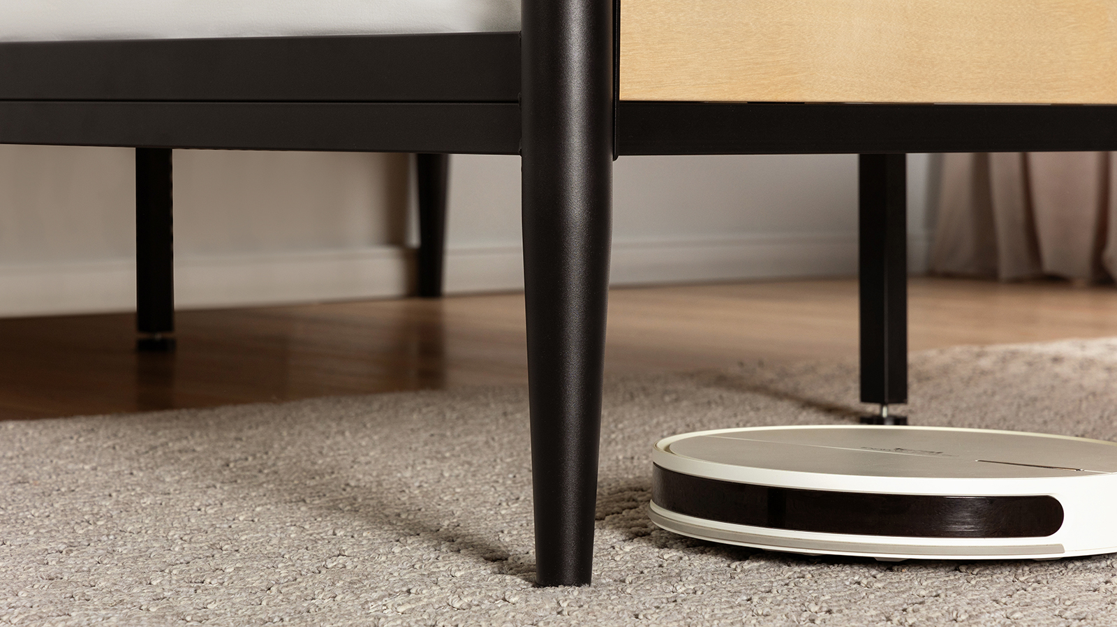 Кровать Tiara, цвет: черный шагрень+массив березы Nature 180x200 - купить в Озерце