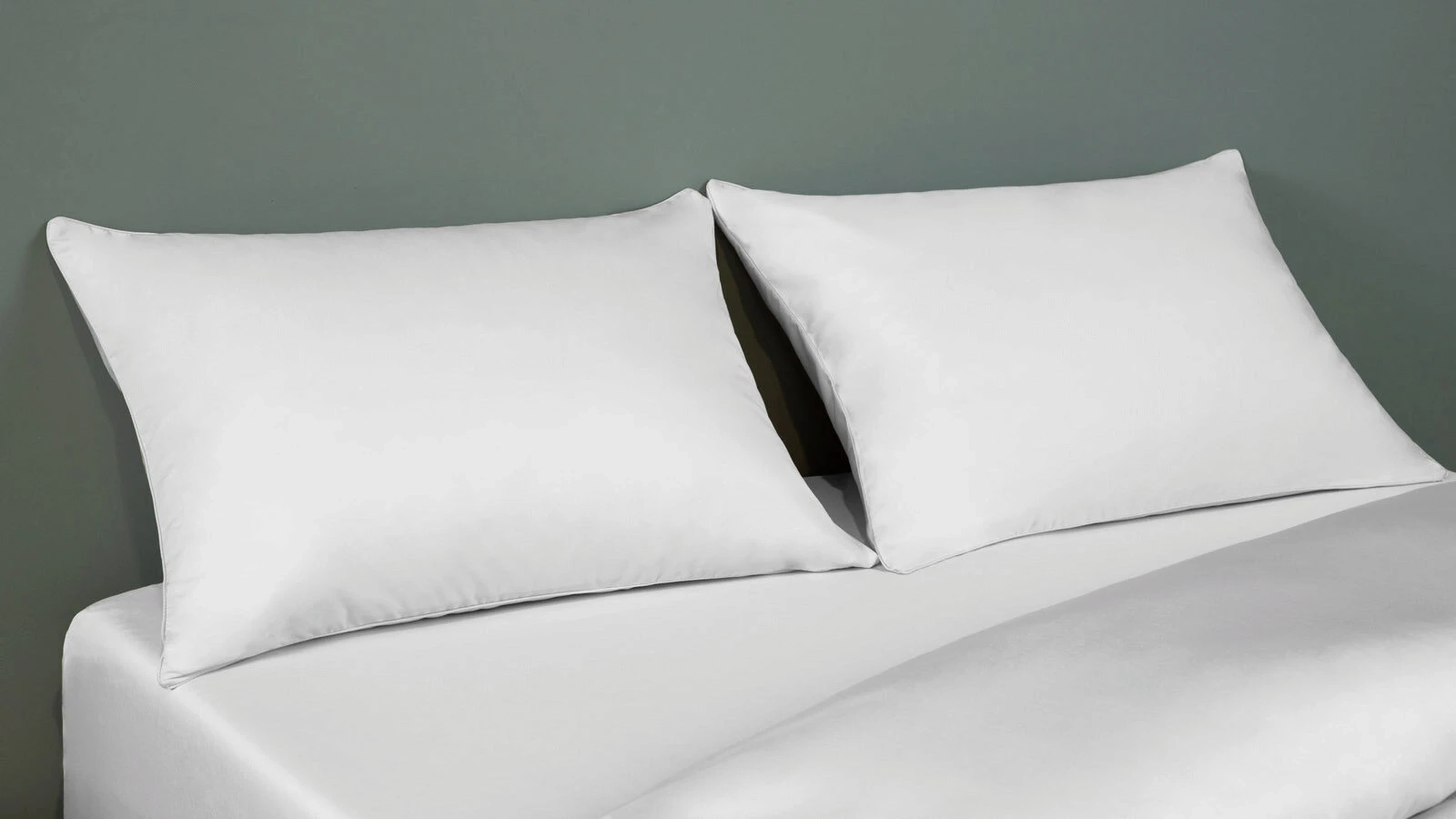 Постельное белье Maco Sateen, цвет: Белоснежный 220x240, без простыни в мебель-центре Озерцо