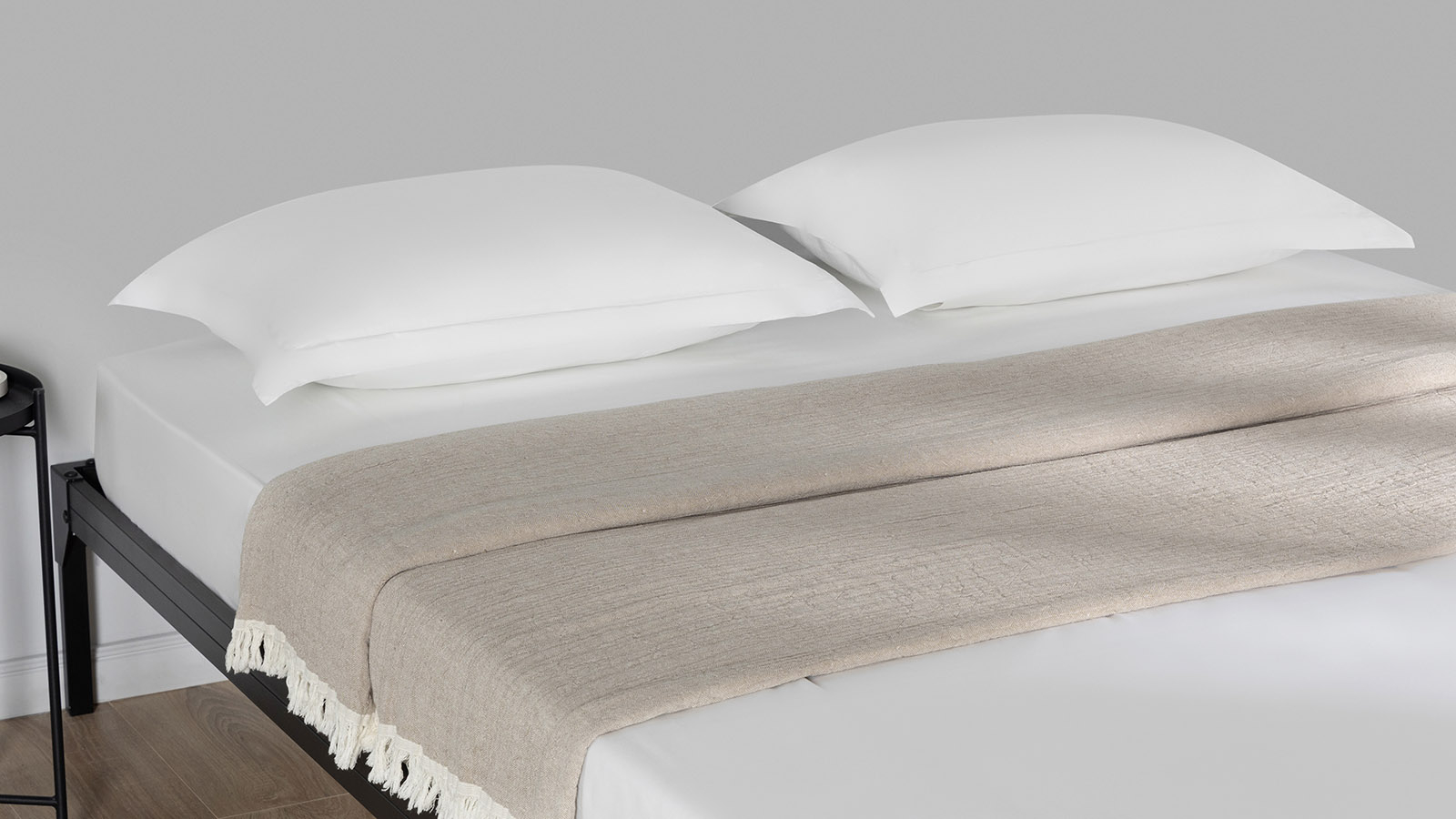 Кровать Luma, цвет Черный шагрень 160x200 - купить в Озерце