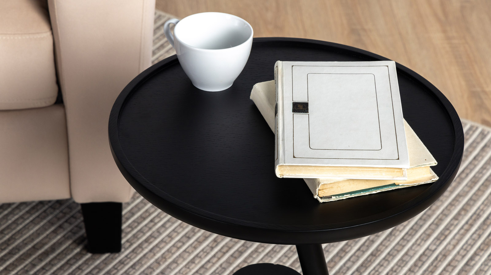 Журнальный столик Tuve, цвет Черный 40x40 — купить в Озерце