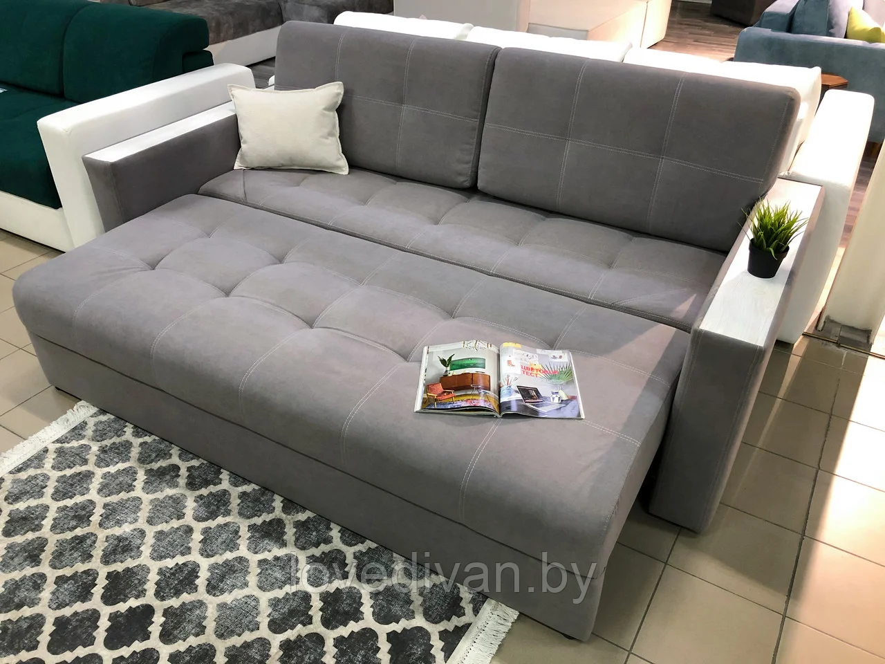 Диван Европа с функциональными деревянными подлокотниками — купить в Озерце